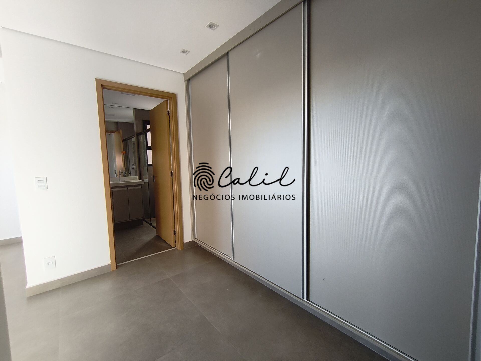 Apartamento para alugar com 4 quartos, 154m² - Foto 14