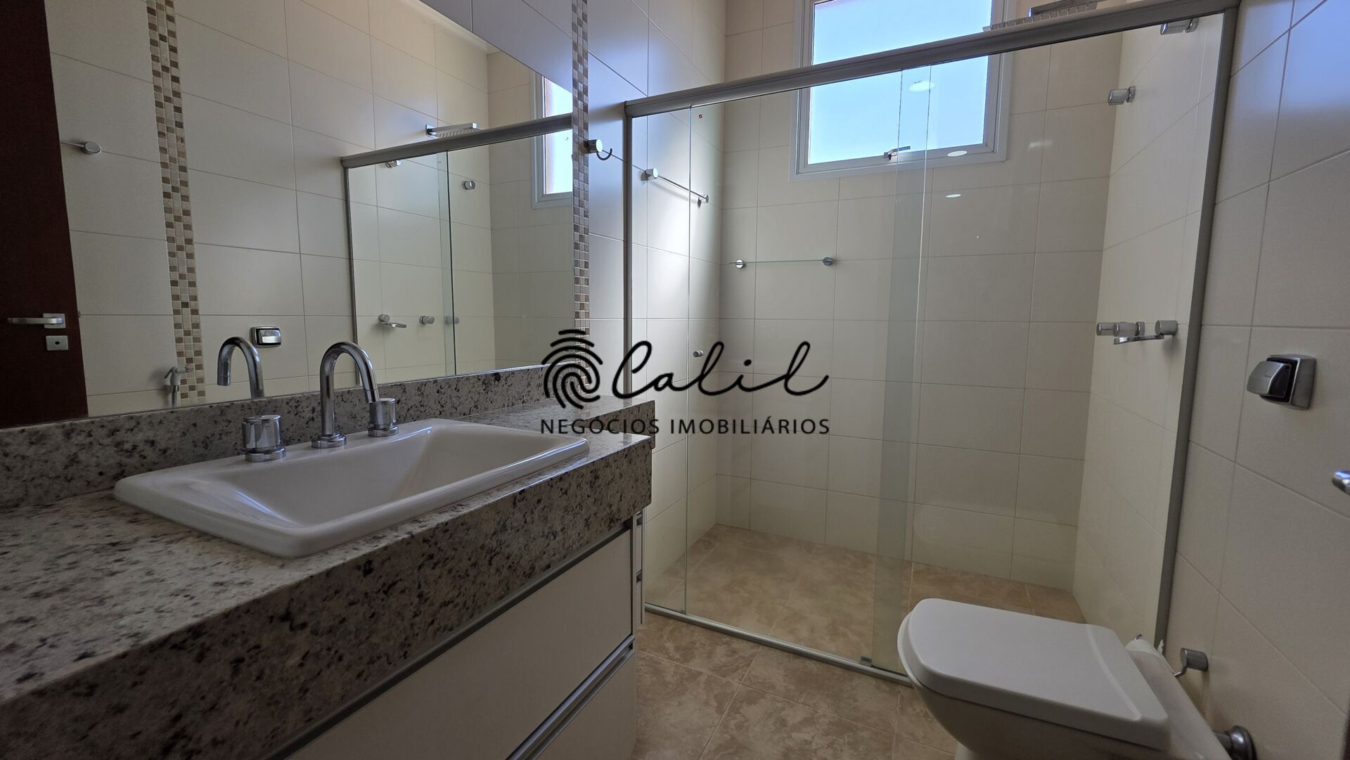 Casa à venda com 4 quartos, 390m² - Foto 4