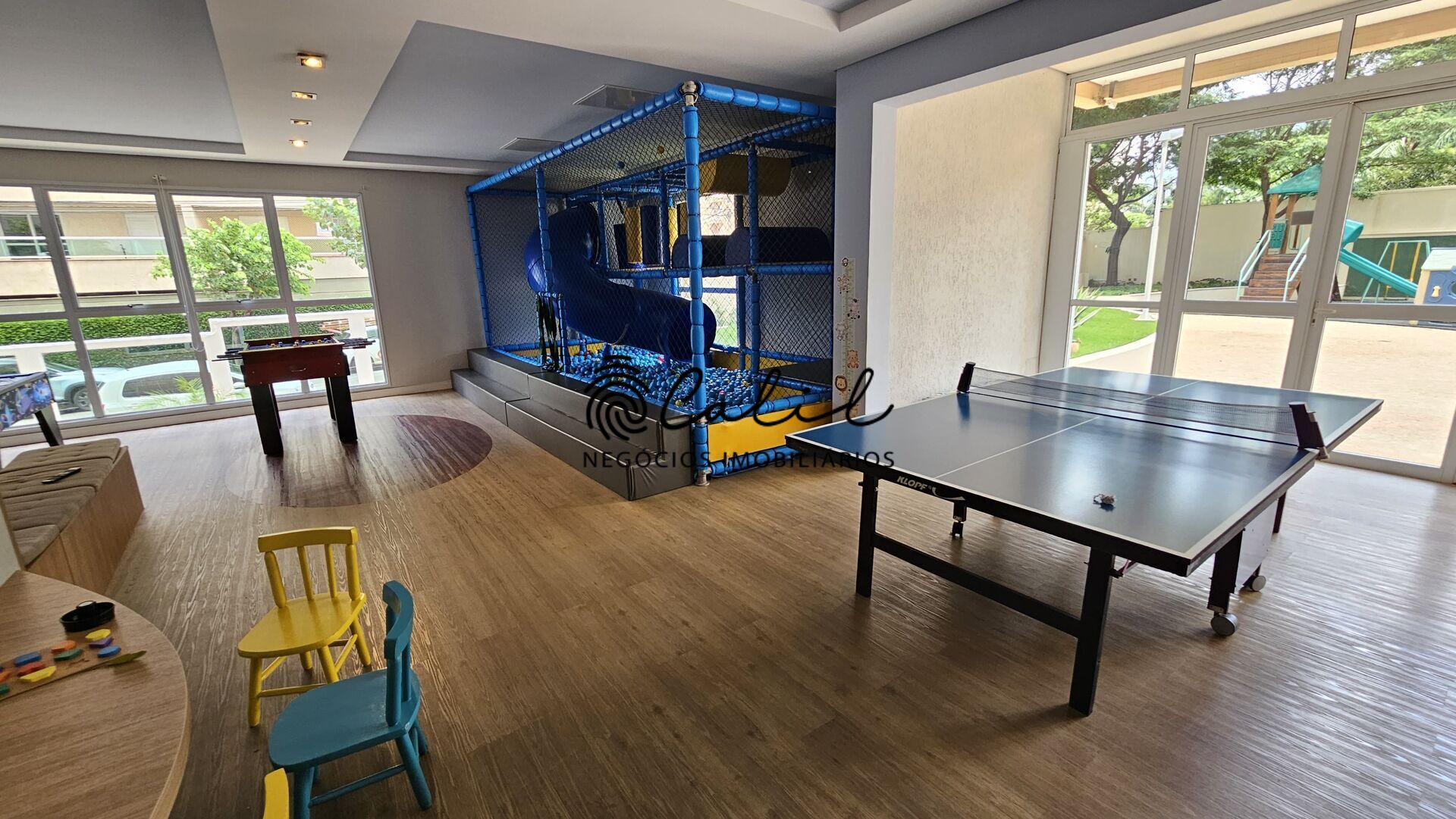 Apartamento para alugar com 3 quartos, 174m² - Foto 40