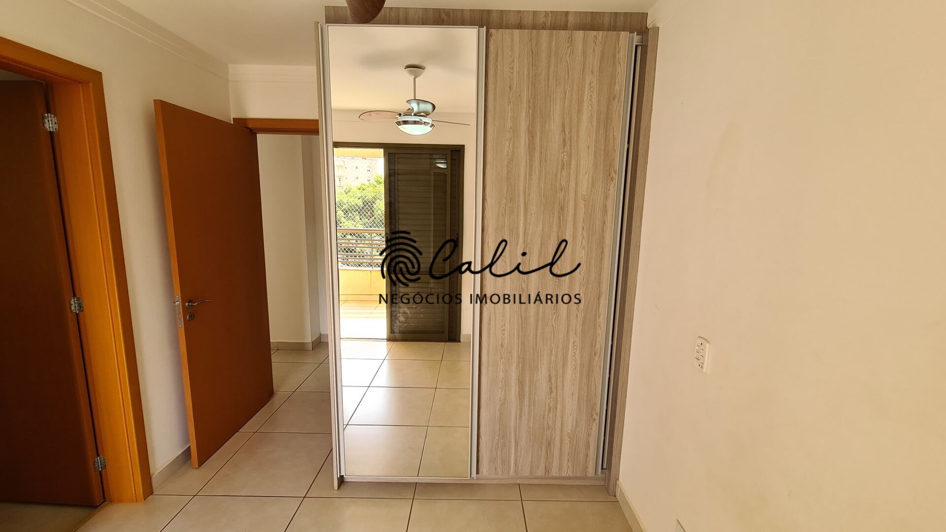 Apartamento à venda com 2 quartos, 81m² - Foto 9