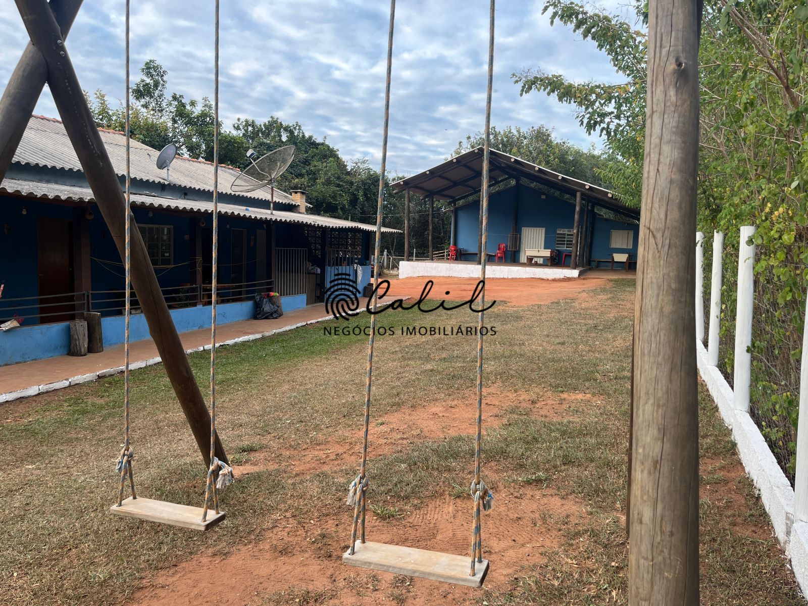 Chácara à venda com 2 quartos, 1000m² - Foto 14