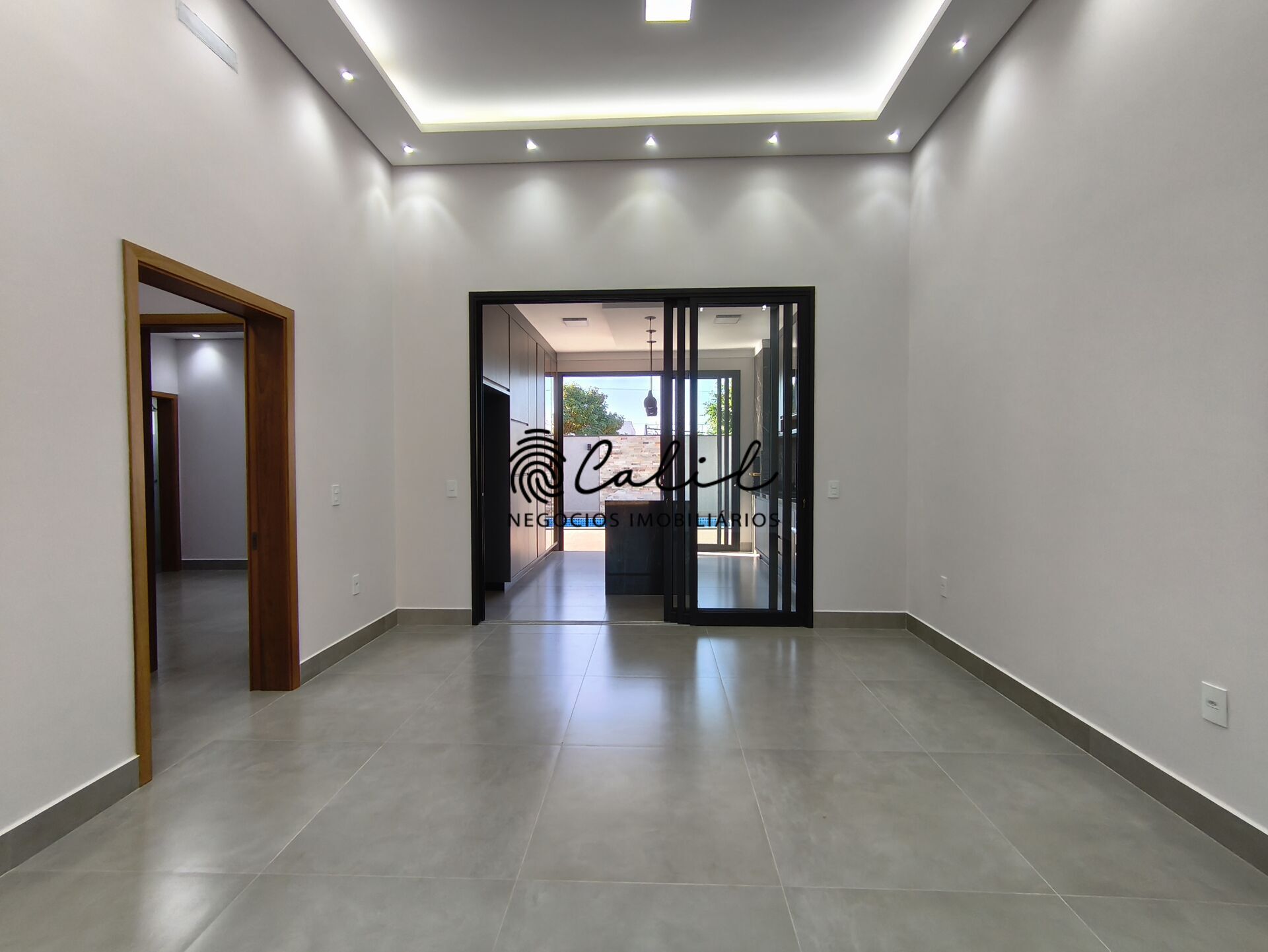 Casa de Condomínio à venda com 3 quartos, 150m² - Foto 1