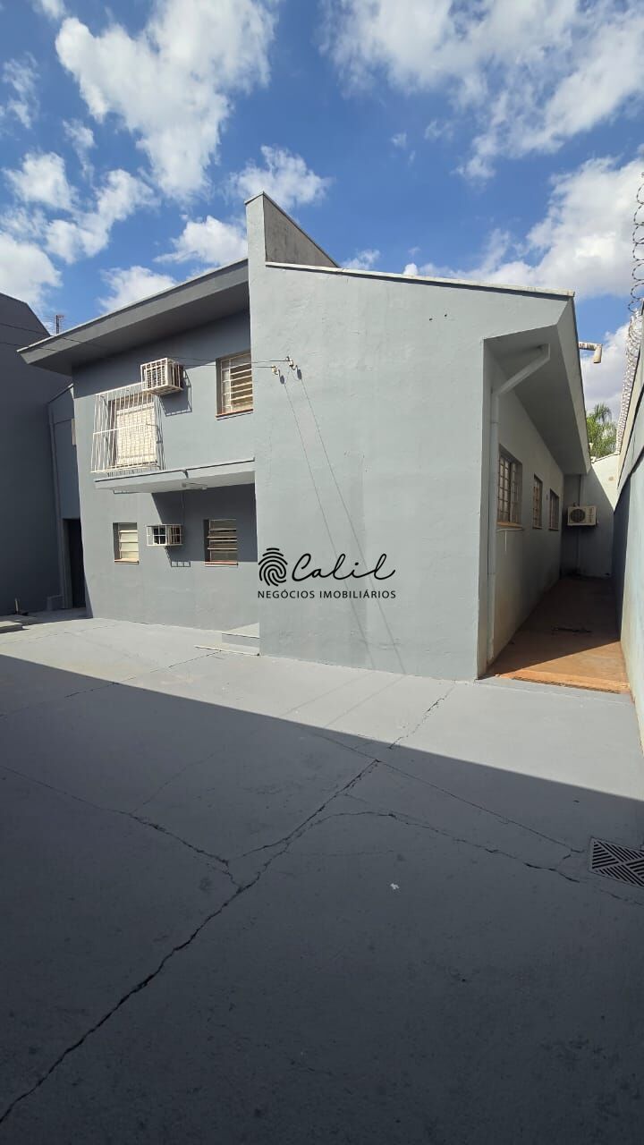 Casa para alugar com 1 quarto, 265m² - Foto 32