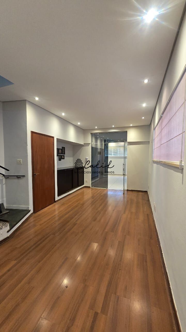 Casa para alugar com 1 quarto, 265m² - Foto 11