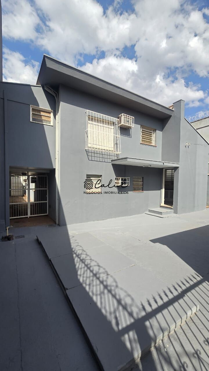 Casa para alugar com 1 quarto, 265m² - Foto 30