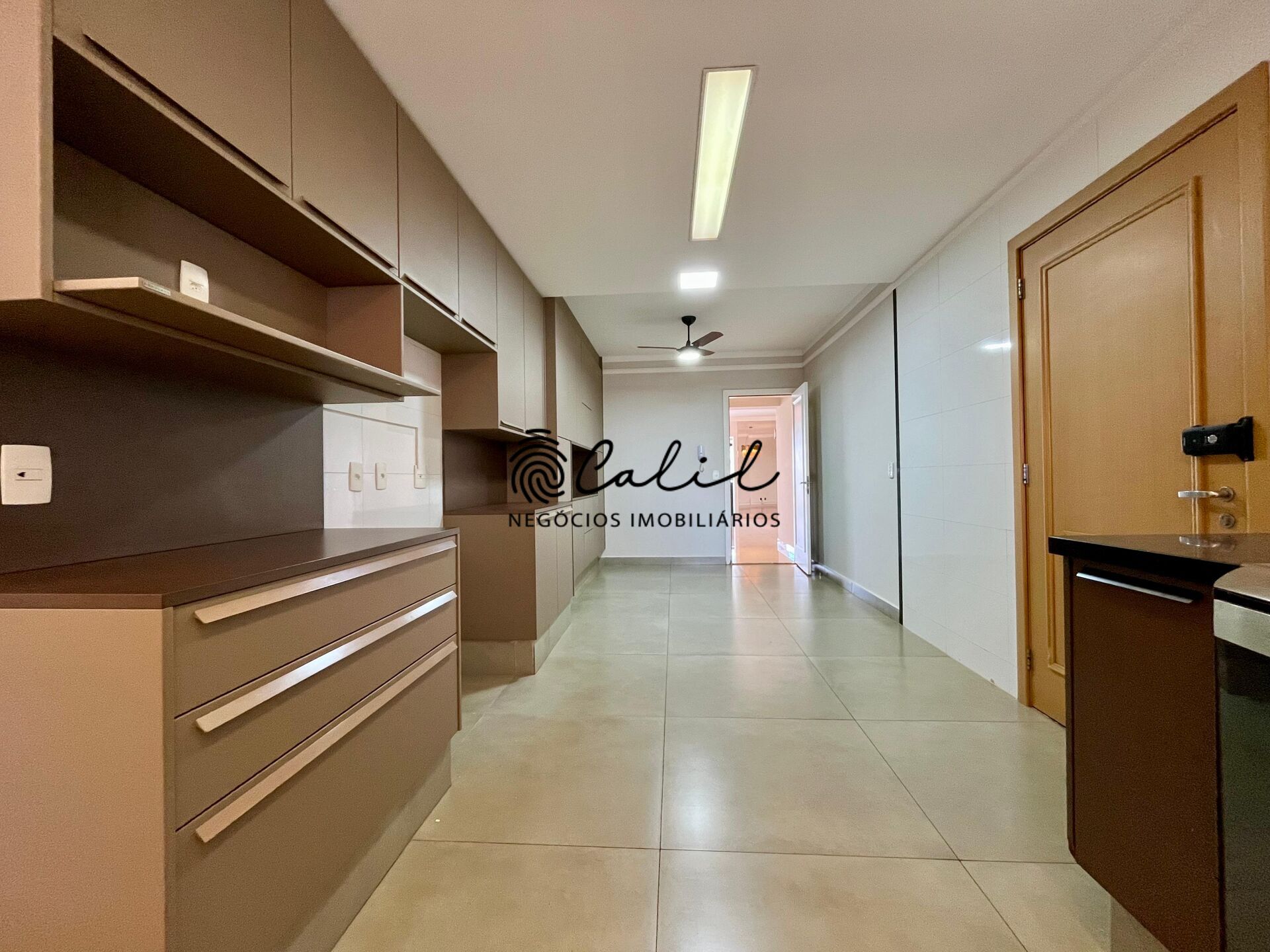 Apartamento à venda com 4 quartos, 295m² - Foto 35