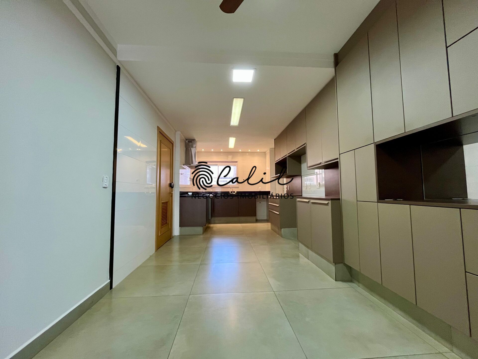 Apartamento à venda com 4 quartos, 295m² - Foto 37