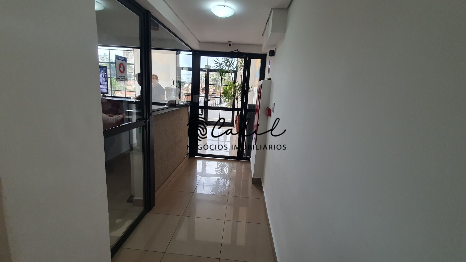 Apartamento para alugar com 1 quarto, 49m² - Foto 8