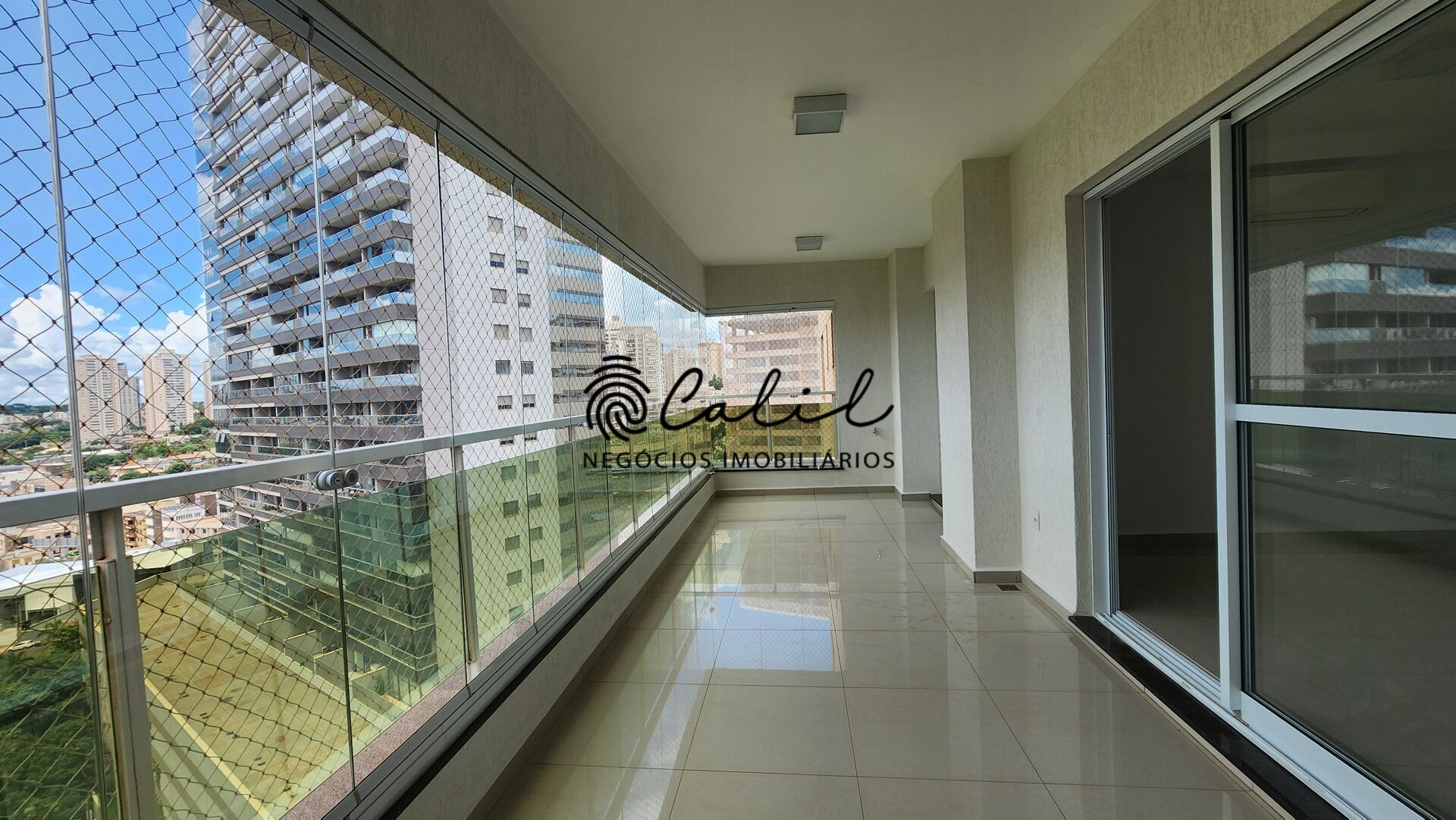 Apartamento, 3 quartos, 135 m² - Foto 2