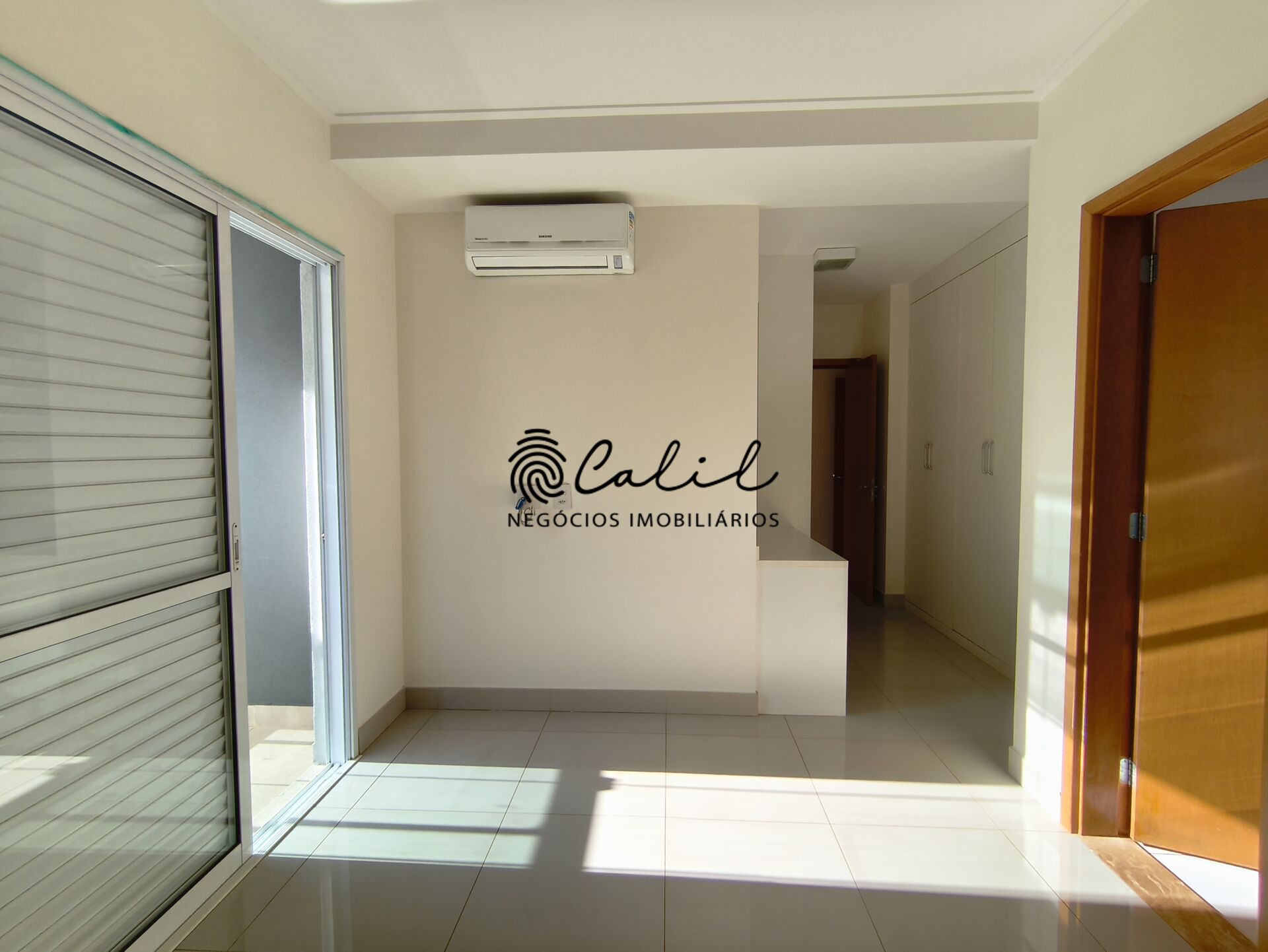 Apartamento para alugar com 3 quartos, 139m² - Foto 13