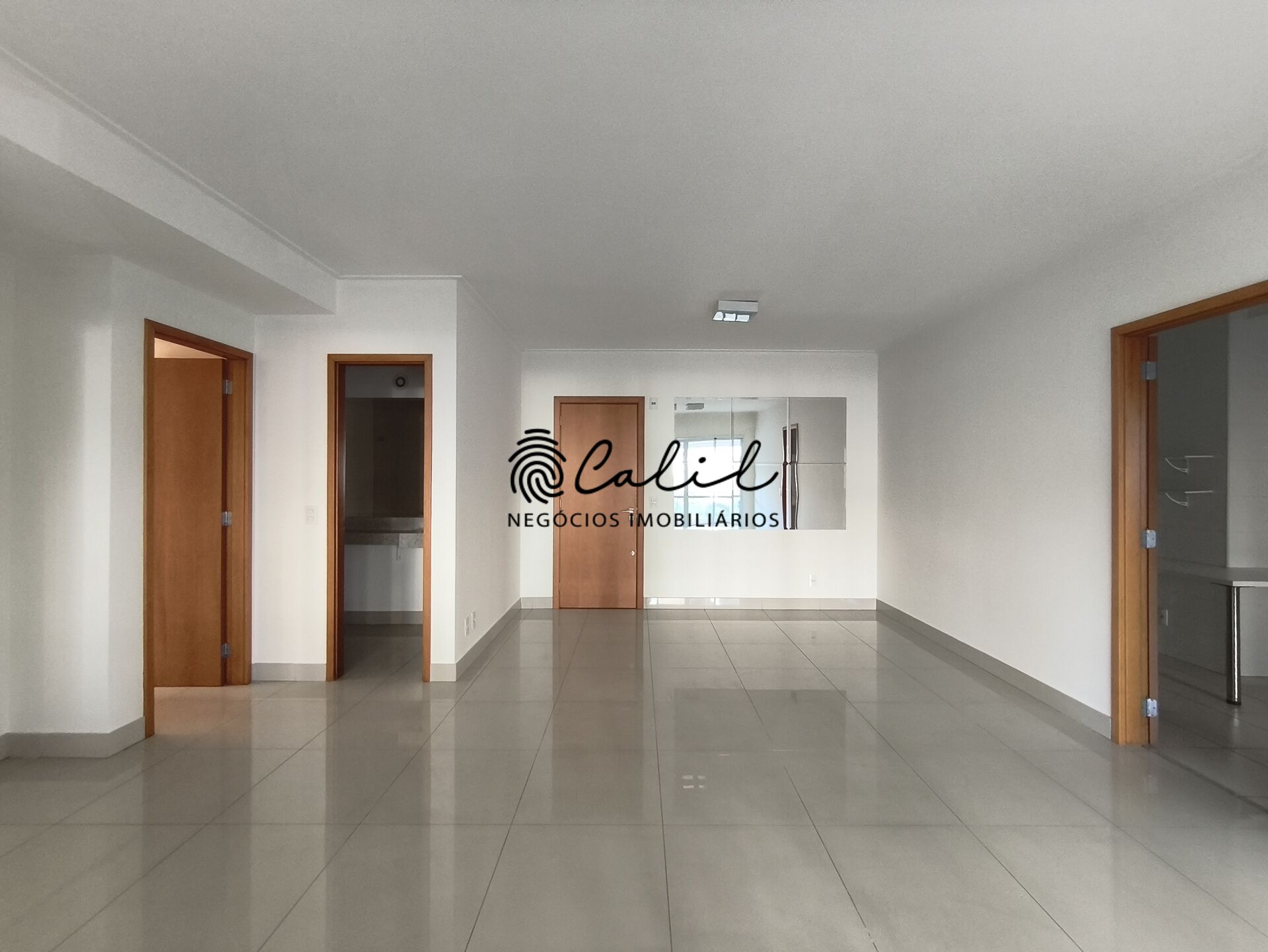 Apartamento para alugar com 3 quartos, 139m² - Foto 10