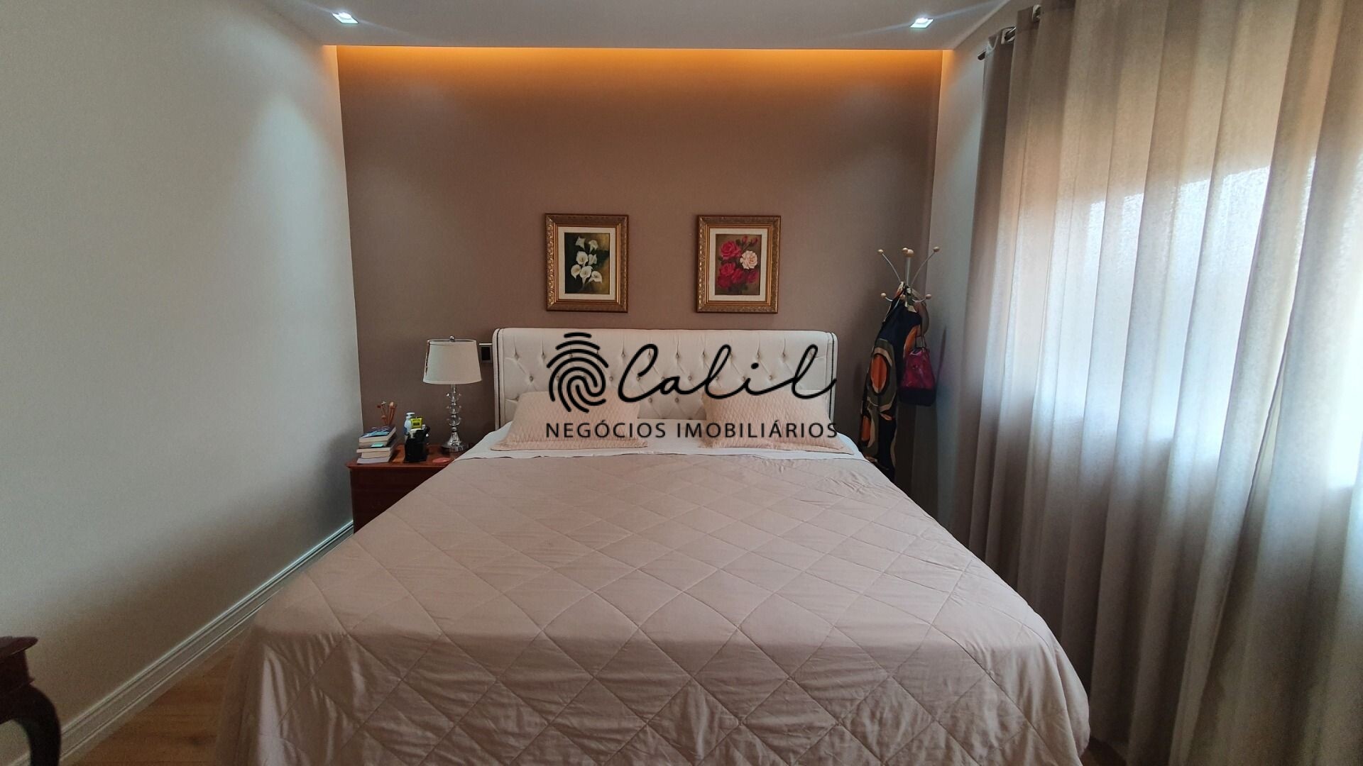 Casa de Condomínio à venda com 4 quartos, 360m² - Foto 18