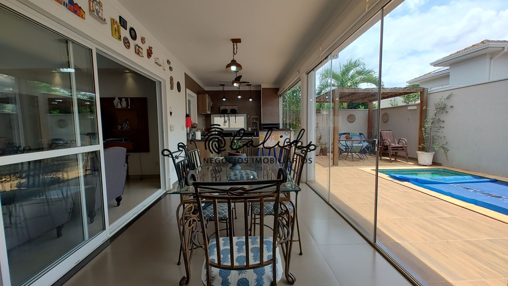 Casa, 3 quartos, 257 m² - Foto 13