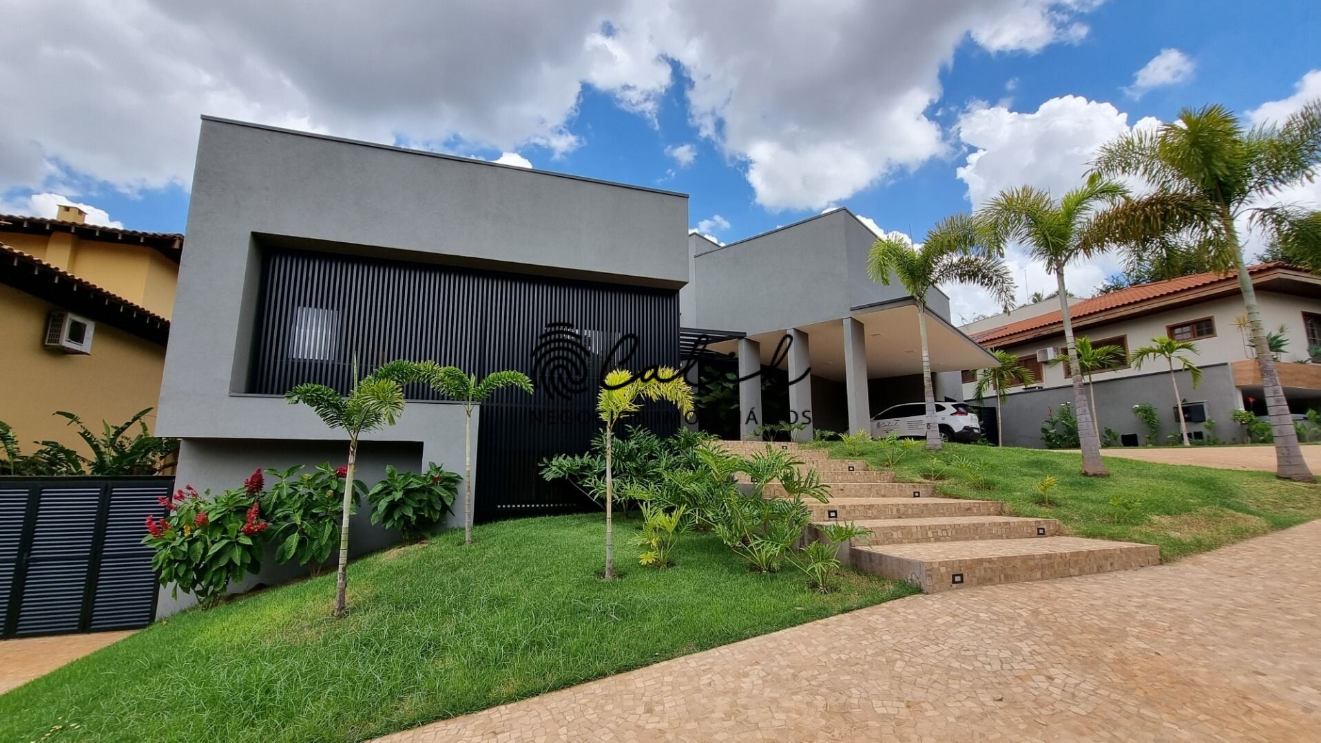 Casa de Condomínio à venda com 6 quartos, 830m² - Foto 1