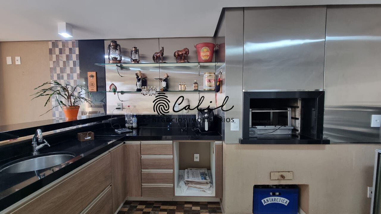 Apartamento à venda com 4 quartos, 281m² - Foto 5