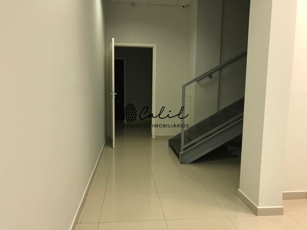 Prédio Inteiro para alugar, 750m² - Foto 6