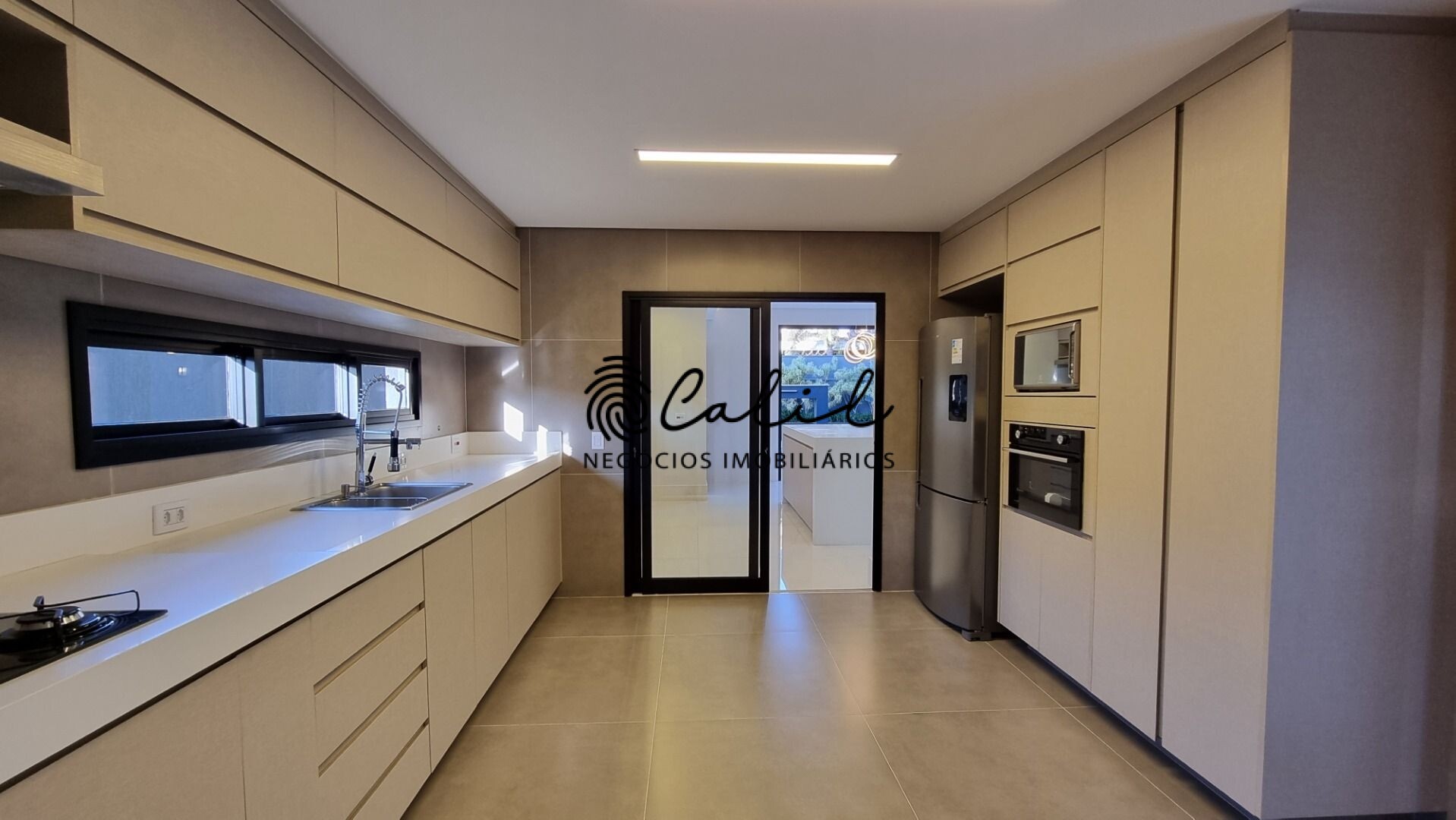 Casa de Condomínio à venda com 3 quartos, 397m² - Foto 17