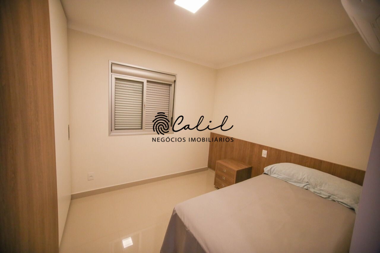 Apartamento à venda com 3 quartos, 140m² - Foto 12