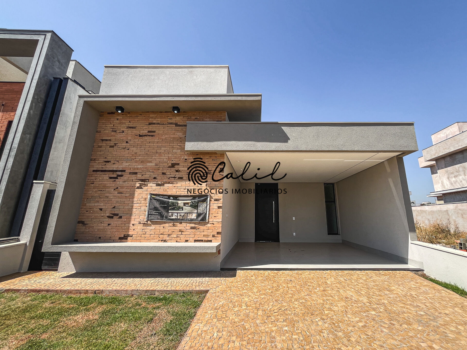 Casa de Condomínio à venda com 3 quartos, 151m² - Foto 2