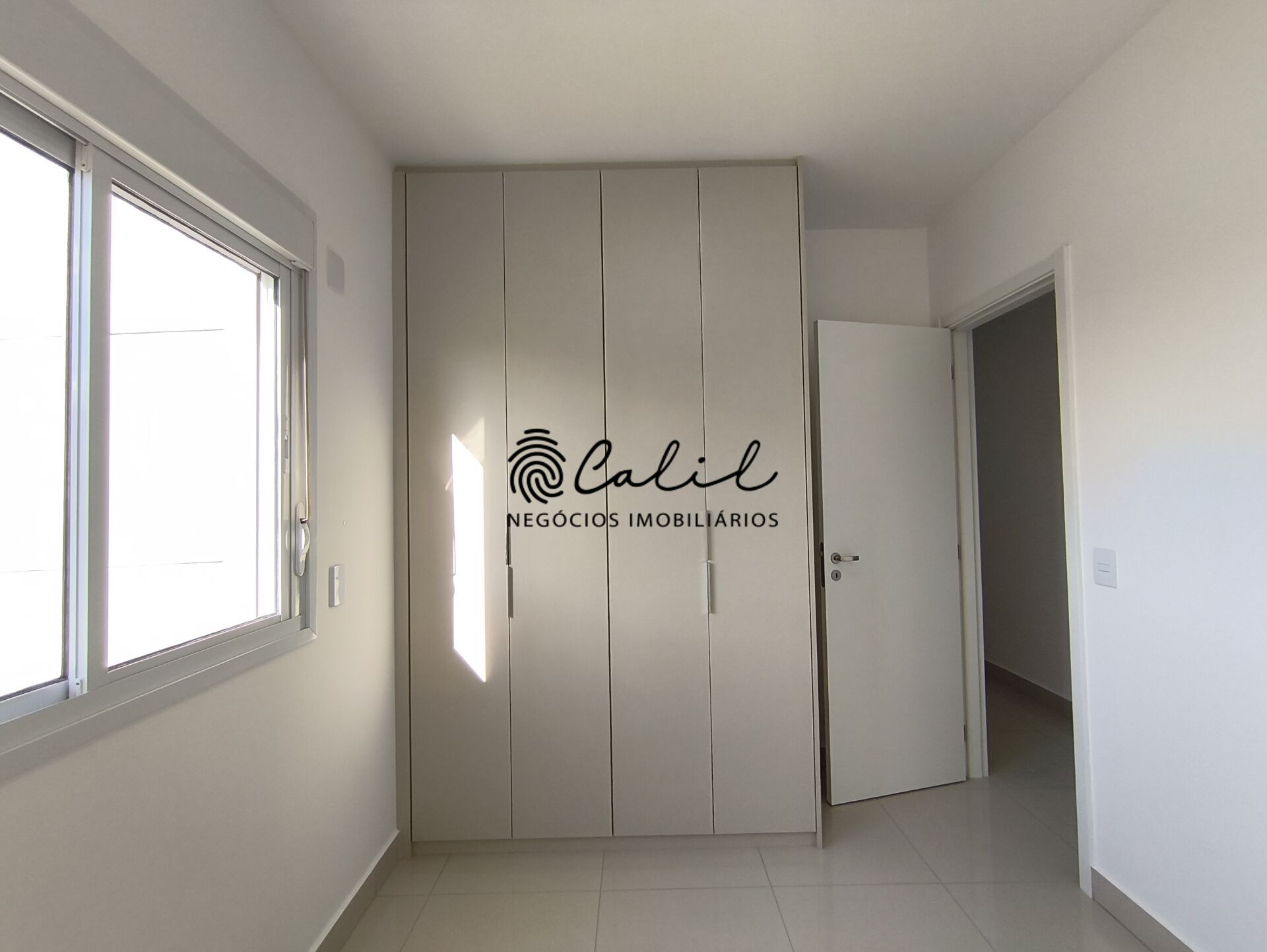 Apartamento para alugar com 3 quartos, 90m² - Foto 12