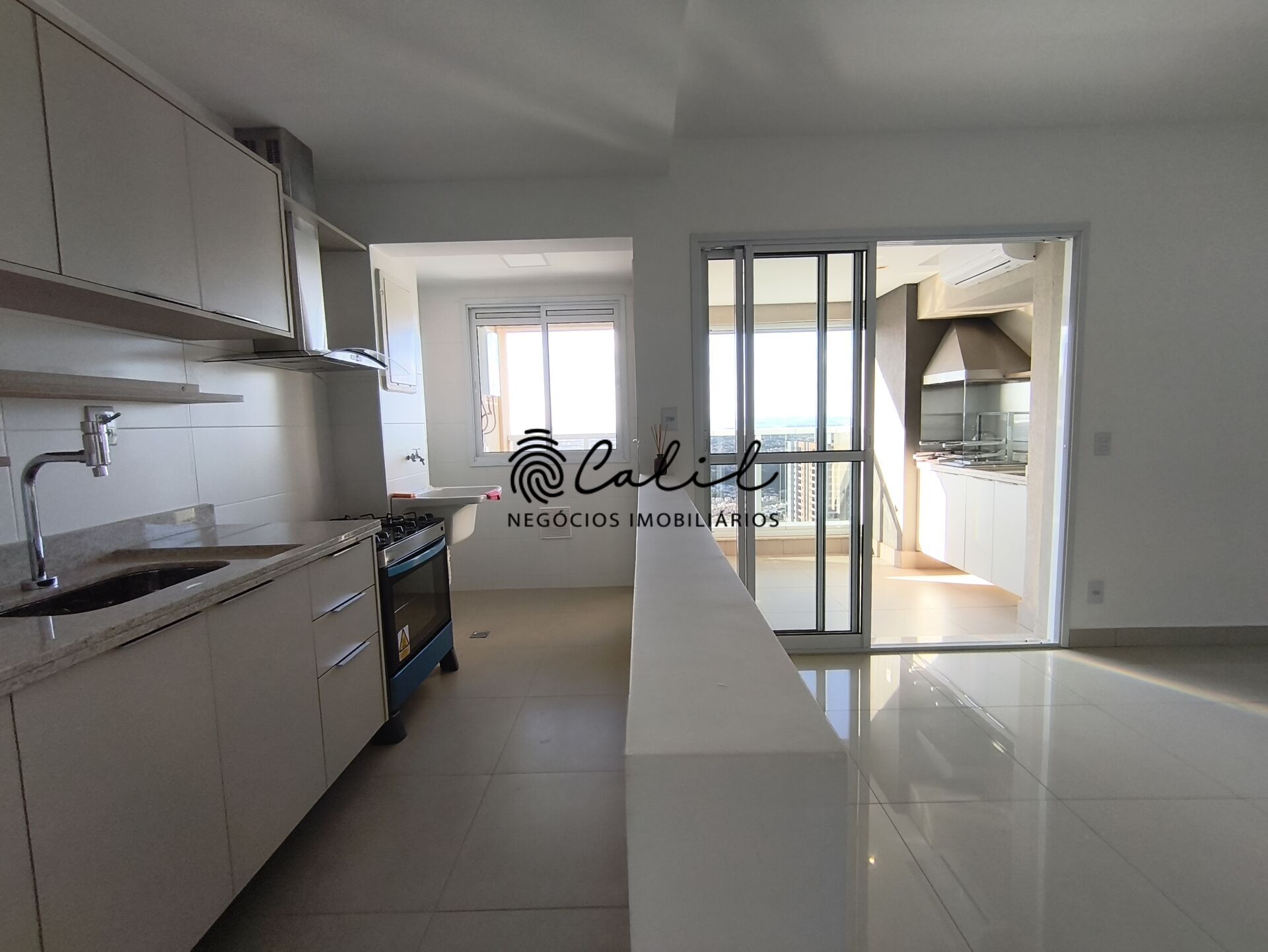 Apartamento para alugar com 3 quartos, 90m² - Foto 5