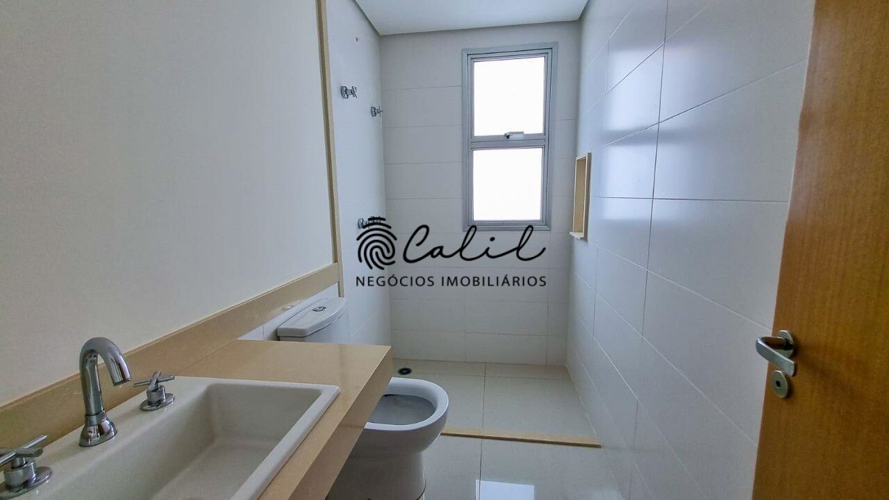 Apartamento à venda com 4 quartos, 246m² - Foto 14