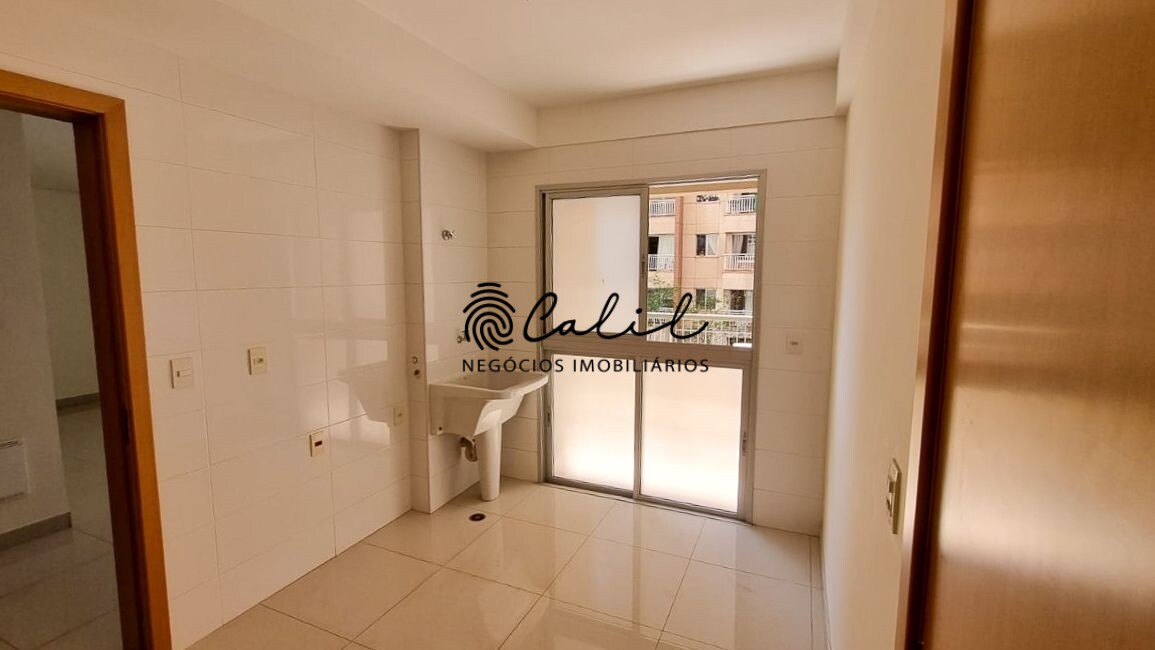 Apartamento à venda com 4 quartos, 246m² - Foto 5