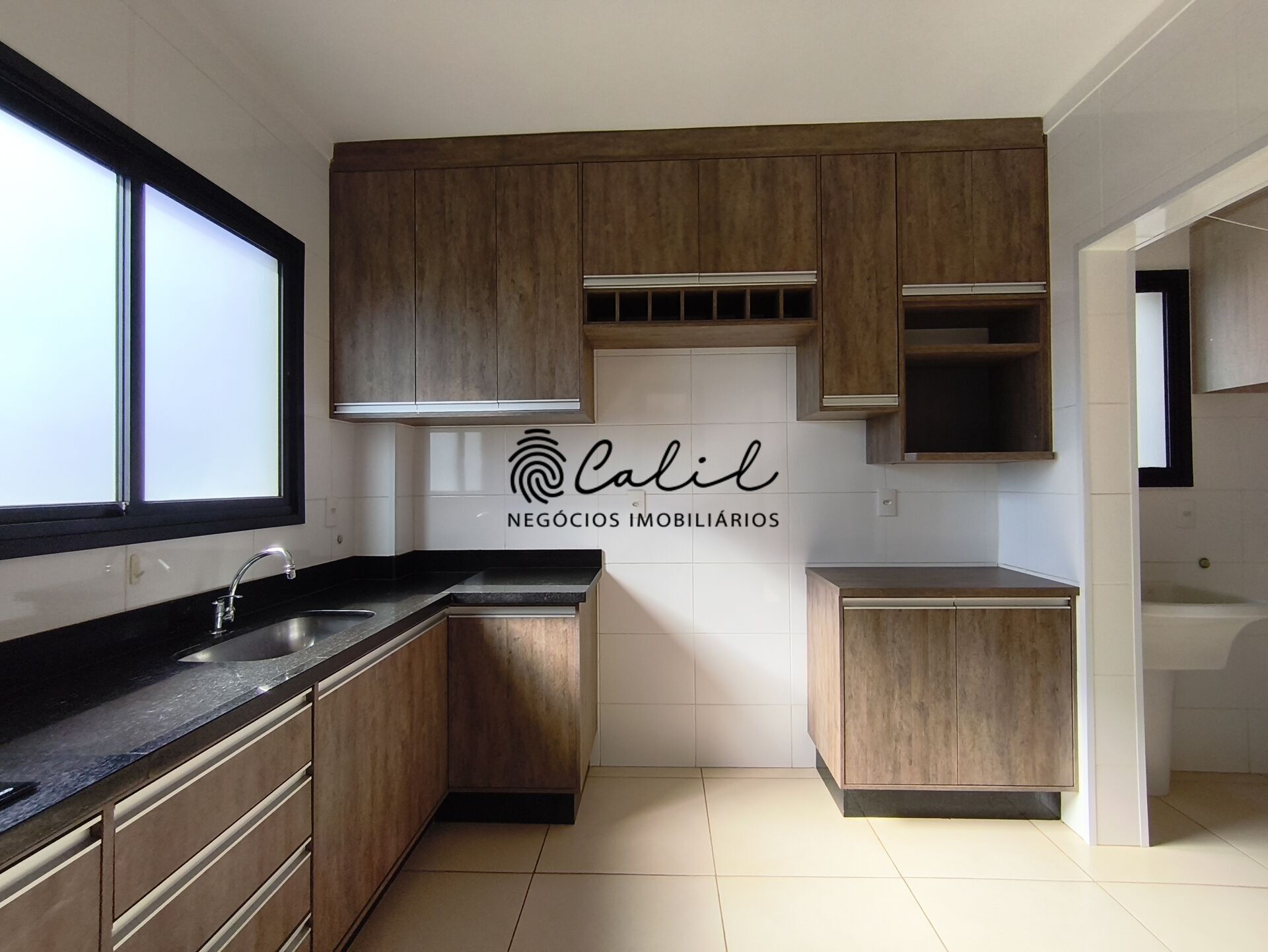 Apartamento para alugar com 3 quartos, 90m² - Foto 9
