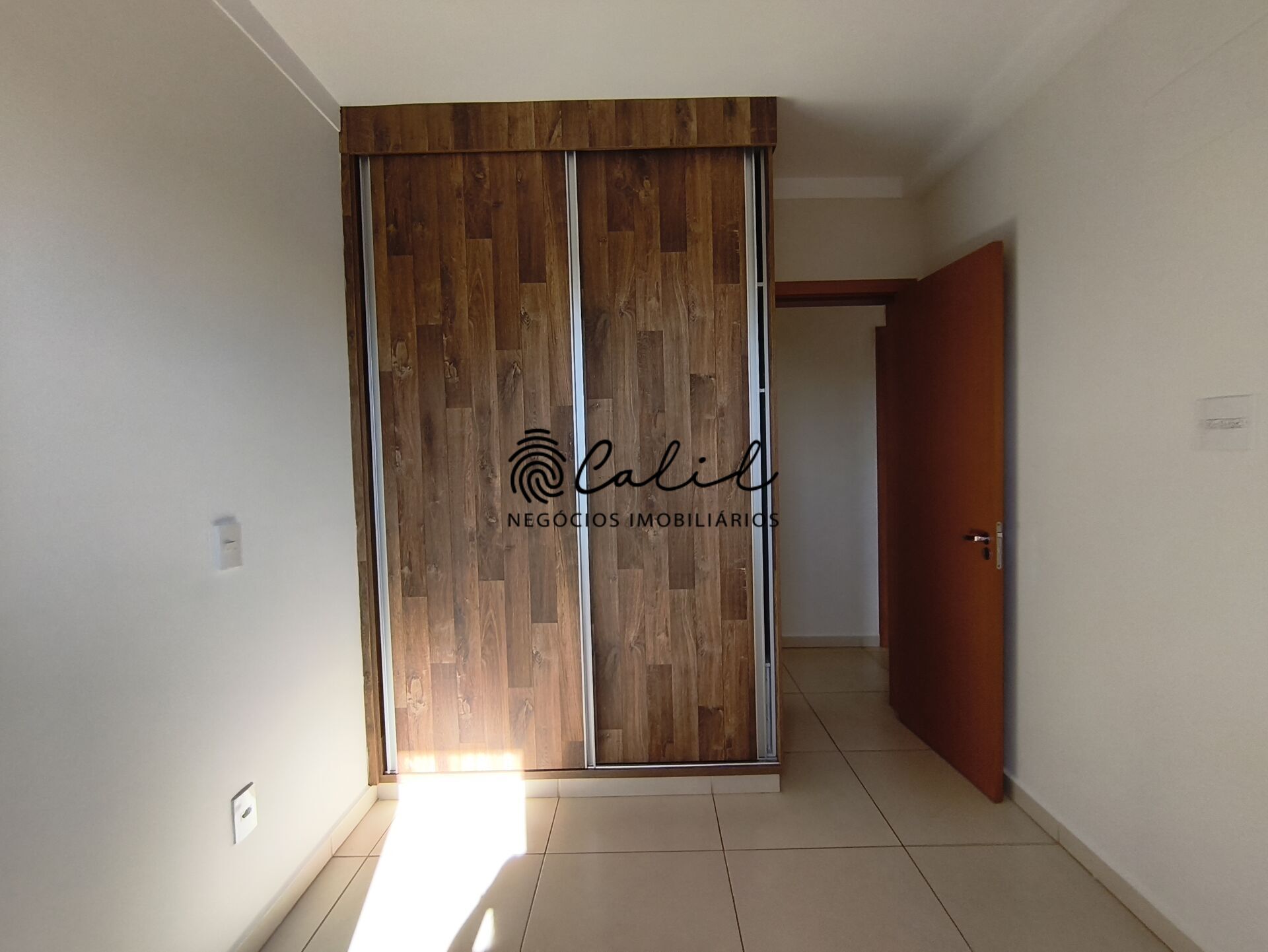 Apartamento para alugar com 3 quartos, 90m² - Foto 12