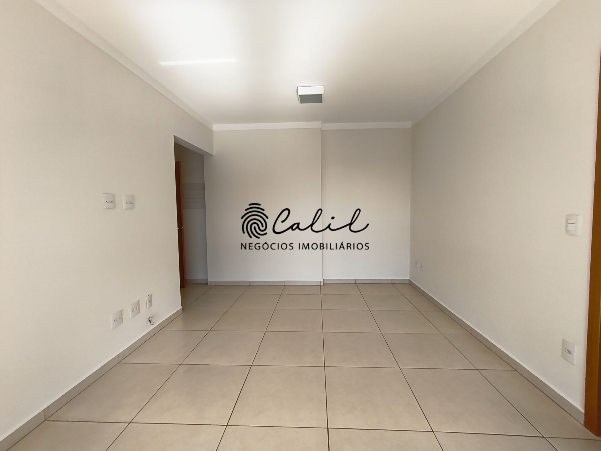 Apartamento para alugar com 3 quartos, 90m² - Foto 2