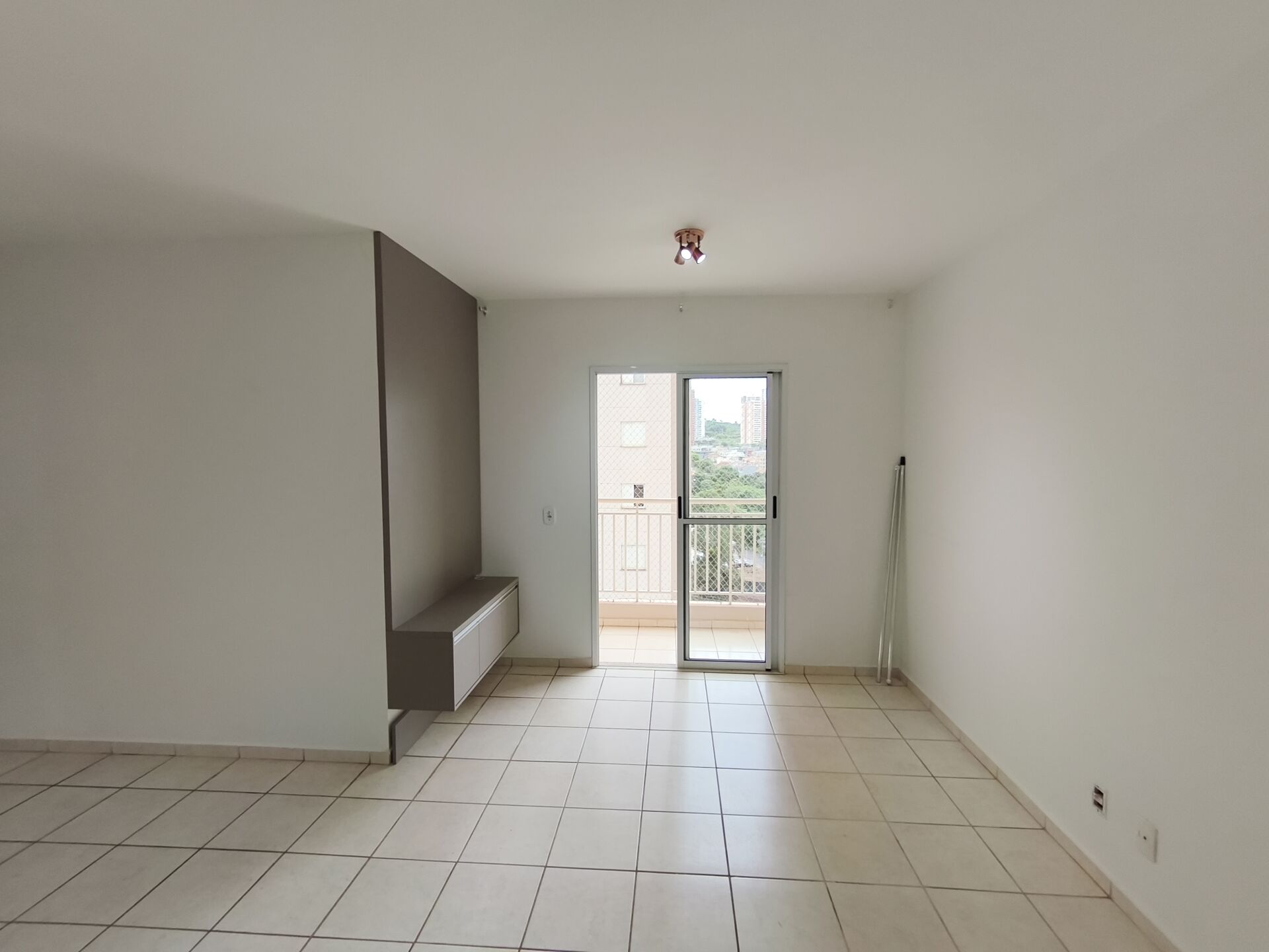Apartamento, 3 quartos, 75 m² - Foto 2