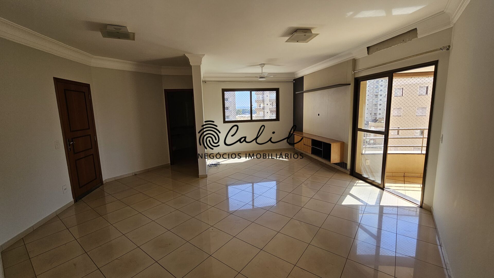 Apartamento para alugar com 3 quartos, 142m² - Foto 5