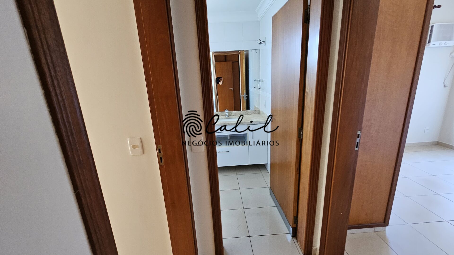 Apartamento para alugar com 3 quartos, 142m² - Foto 15
