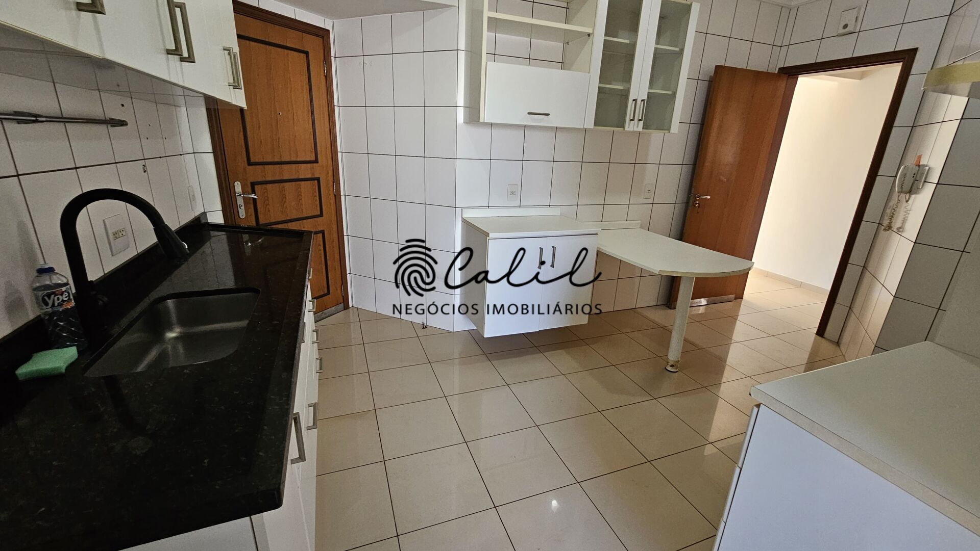 Apartamento para alugar com 3 quartos, 142m² - Foto 14