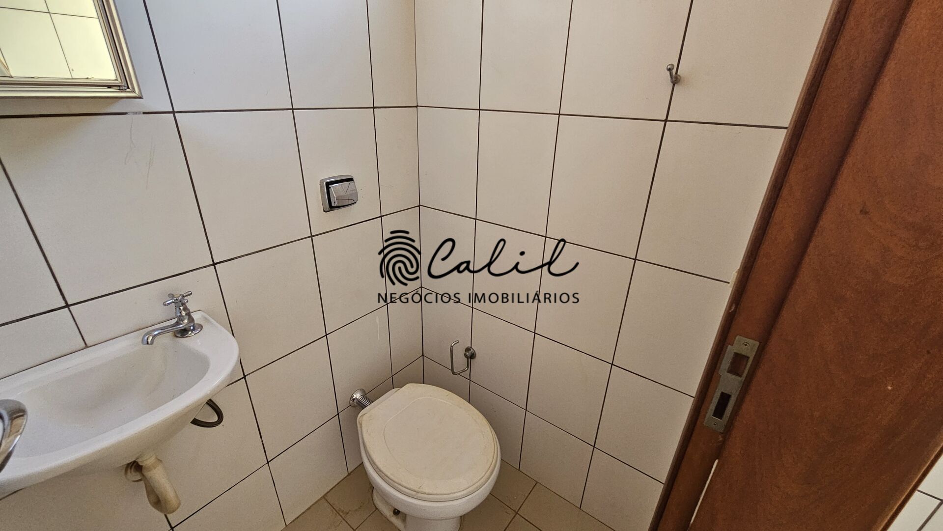 Apartamento para alugar com 3 quartos, 142m² - Foto 12