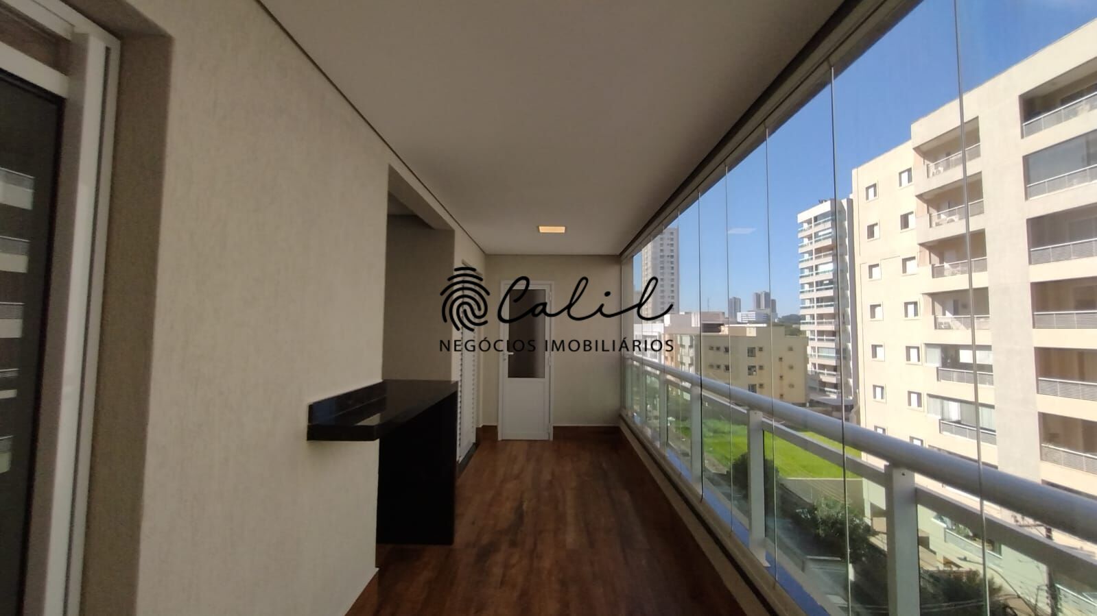 Apartamento, 3 quartos, 107 m² - Foto 2