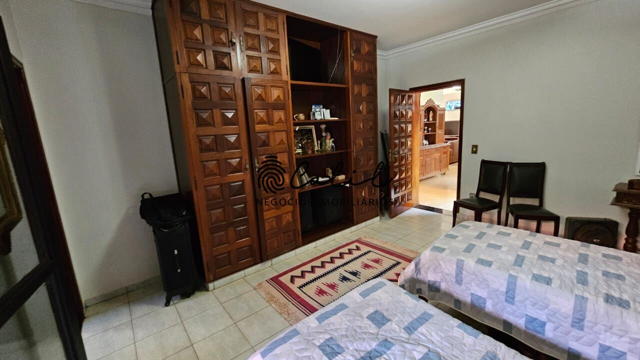 Casa de Condomínio à venda com 4 quartos, 684m² - Foto 25