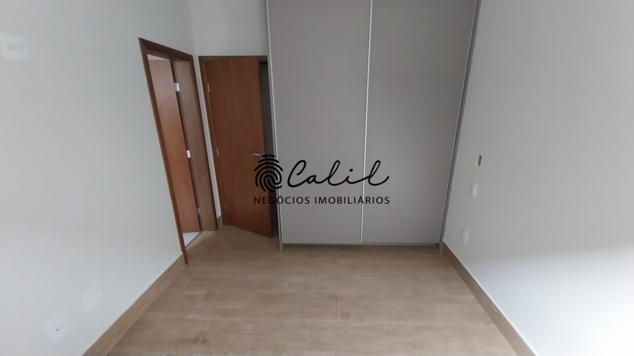 Casa de Condomínio à venda com 3 quartos, 210m² - Foto 8