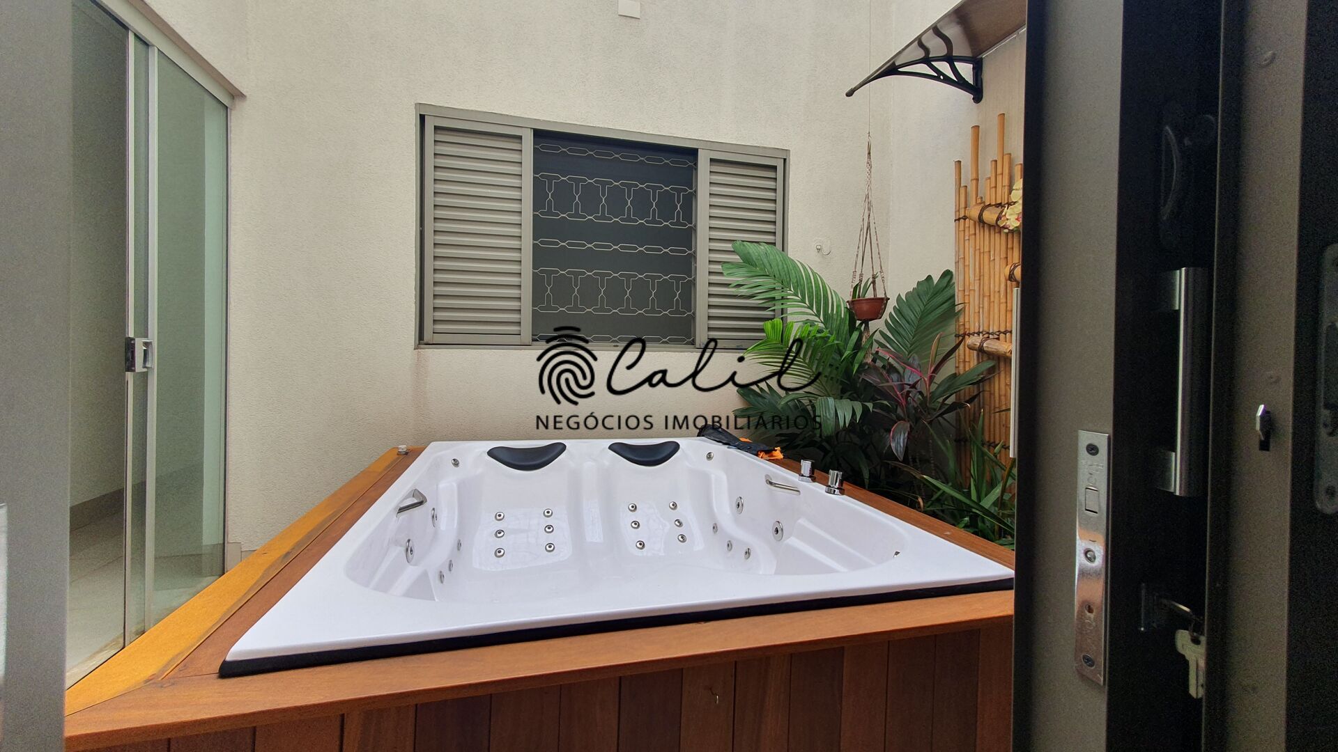 Casa, 3 quartos, 275 m² - Foto 27