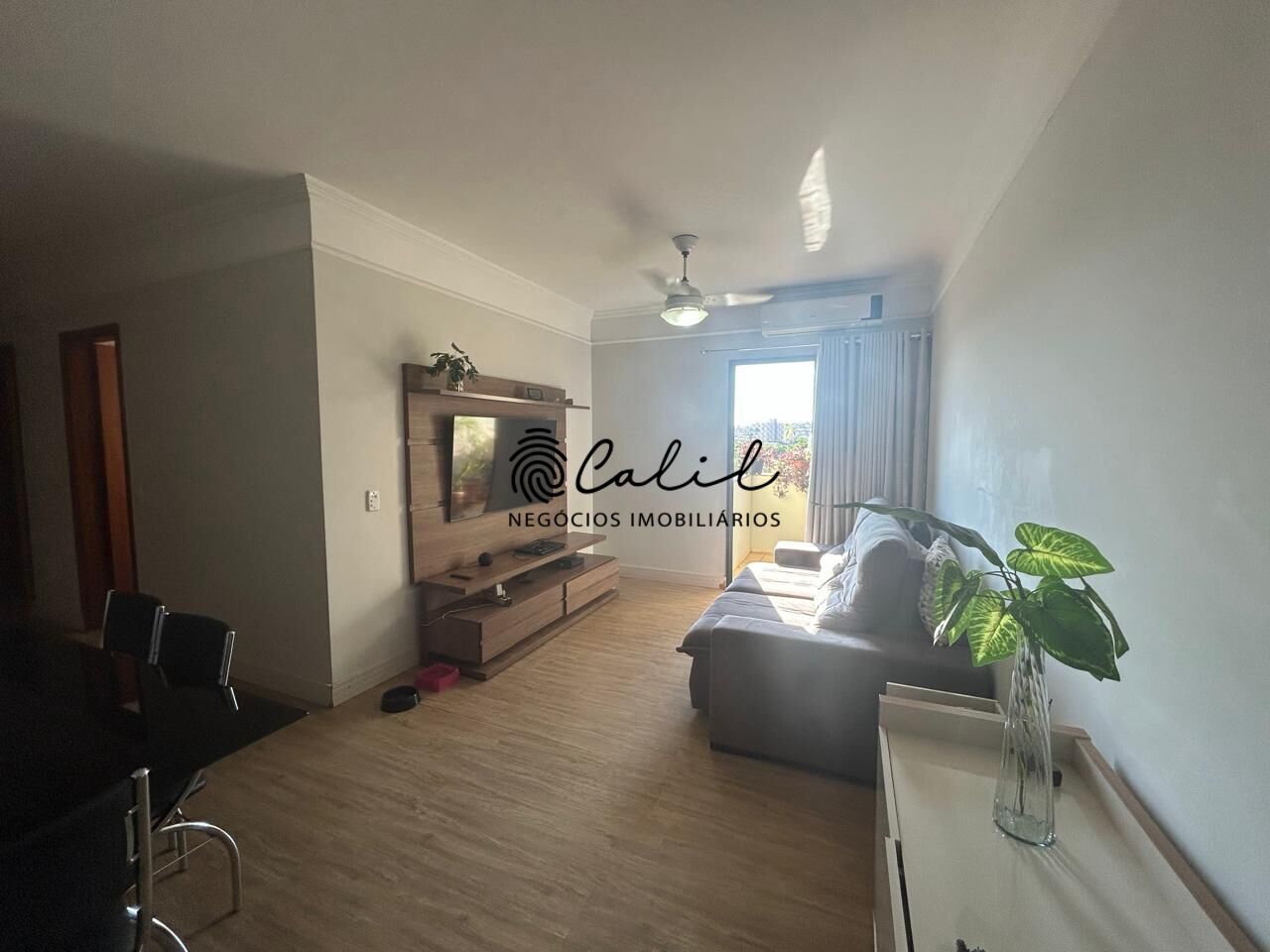 Apartamento à venda com 3 quartos, 85m² - Foto 3
