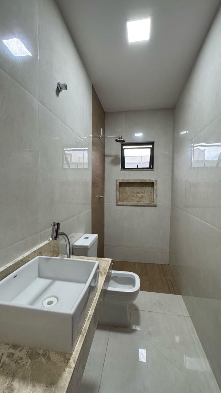 Casa, 3 quartos, 250 m² - Foto 2