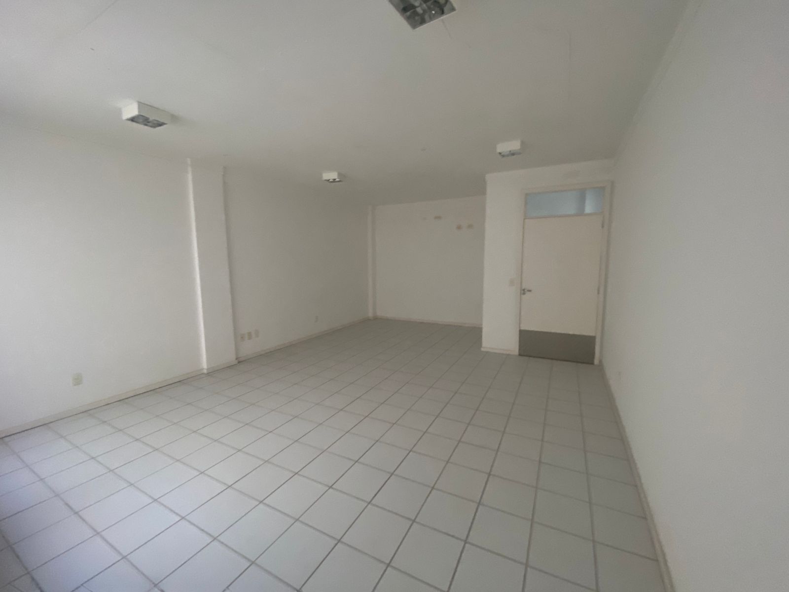 Prédio Inteiro - Foto 13