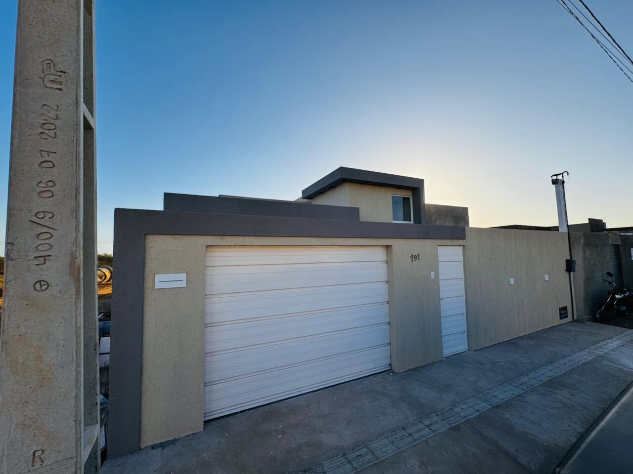 Casa, 2 quartos, 200 m² - Foto 1