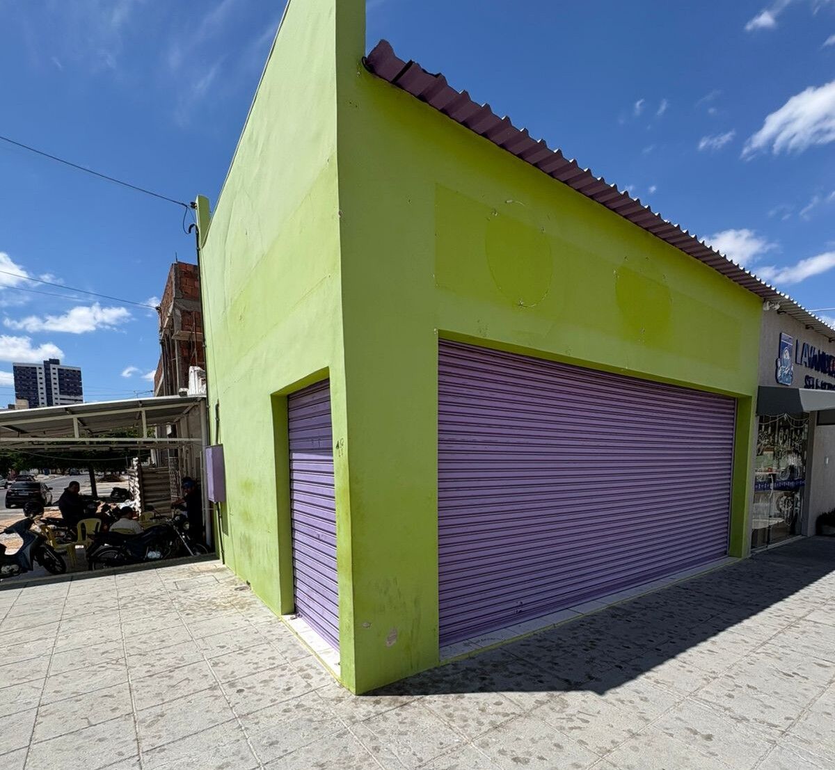 Prédio Inteiro - Foto 1