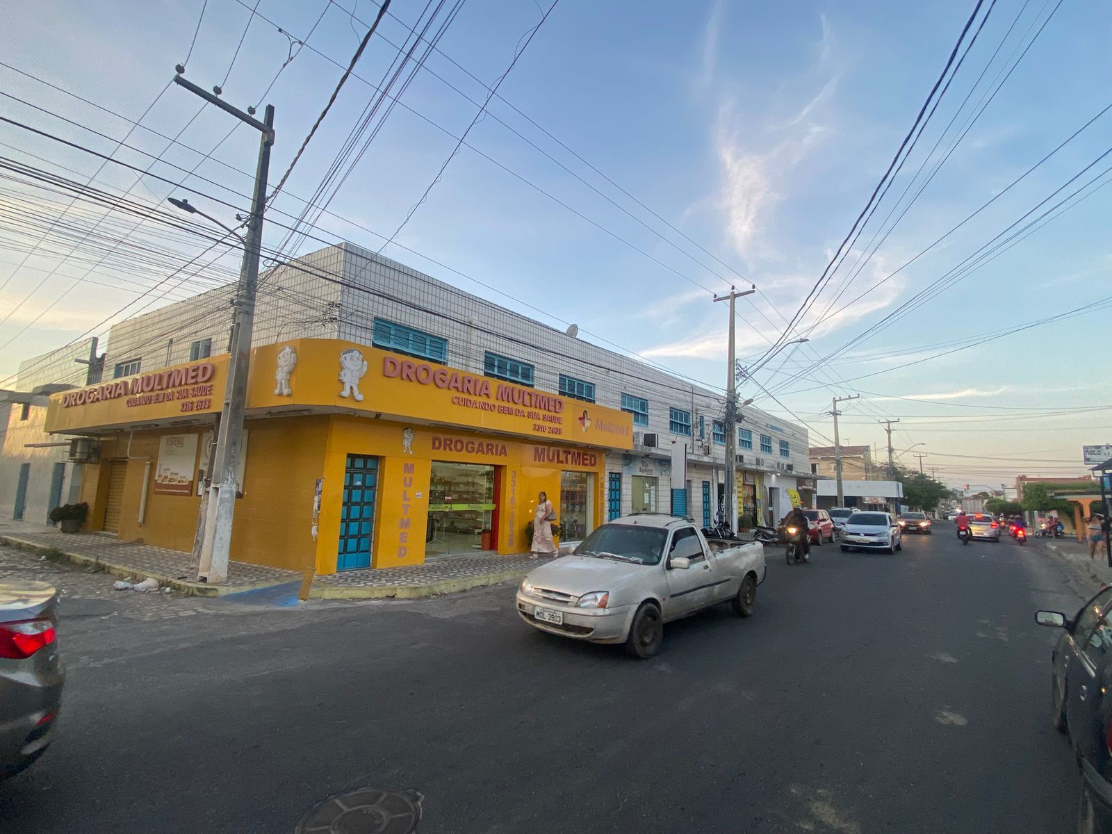 Prédio Inteiro - Foto 2