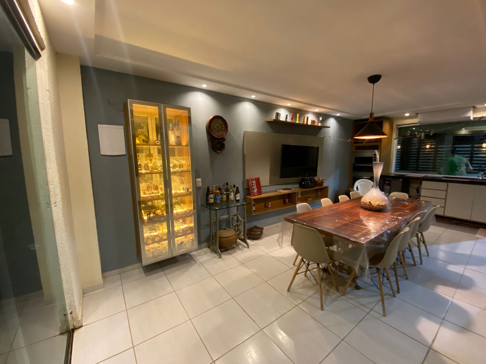 Casa, 3 quartos, 328 m² - Foto 1