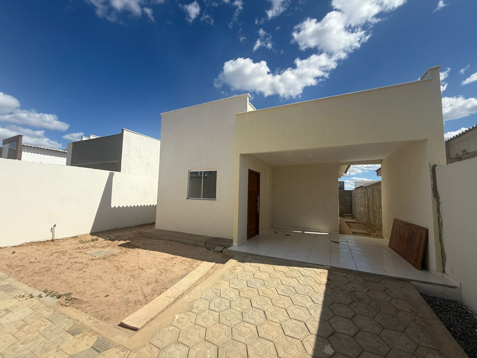 Casa, 2 quartos, 78 m² - Foto 1