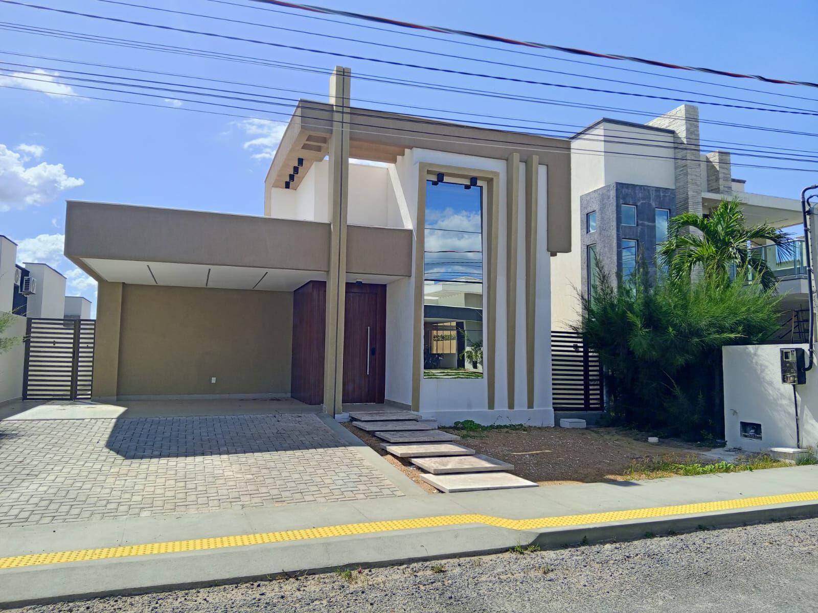 Casa, 3 quartos, 183 m² - Foto 1