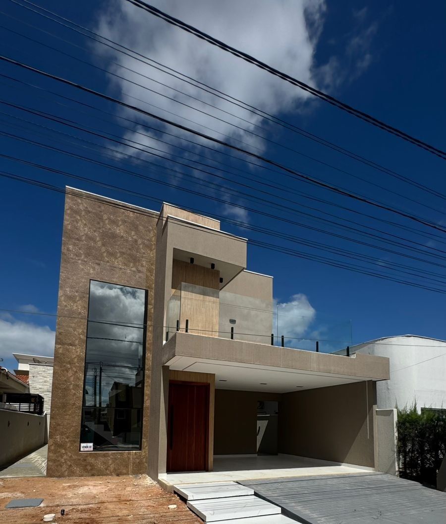 Casa, 4 quartos, 195 m² - Foto 1