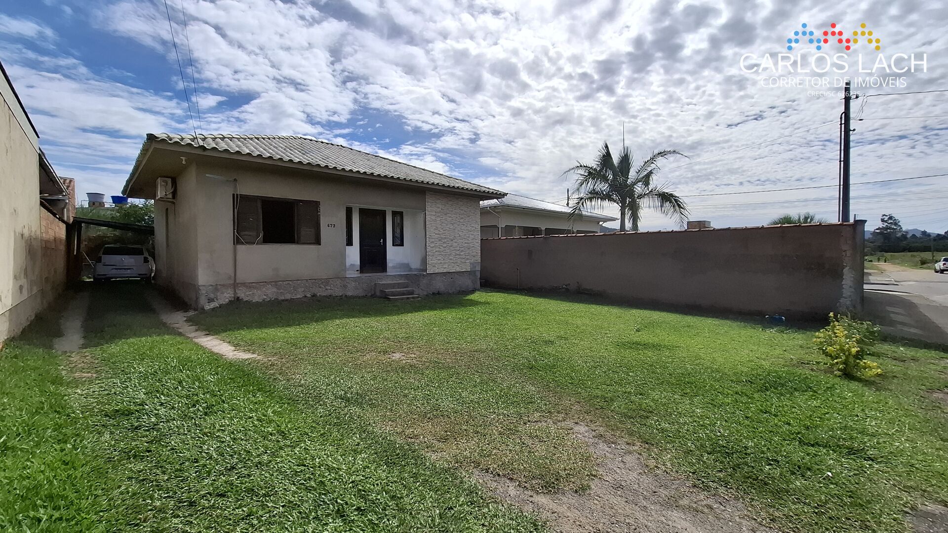 Casa à venda no bairro Santa Lúcia - Capivari de Baixo/SC - foto 1